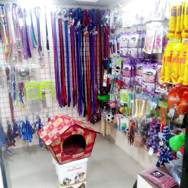Pet Shop Photo 4